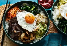 Món cơm trộn Bibimbap Hàn Quốc